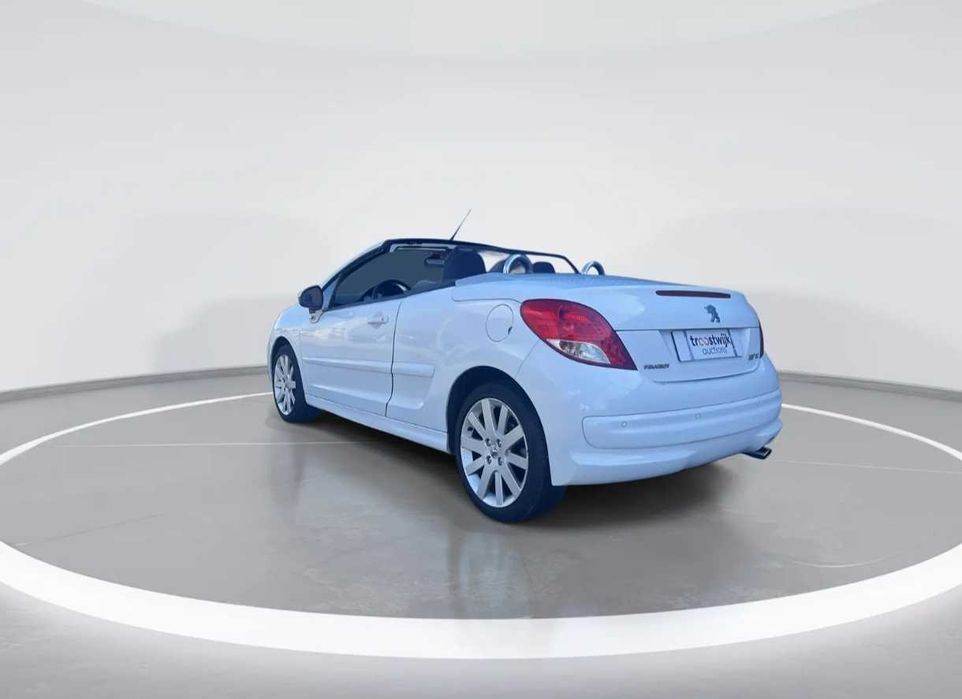 PEUGEOT 207 CC an 2010