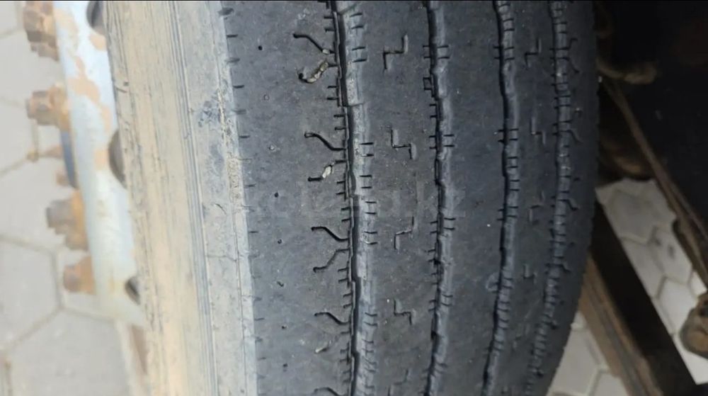 тягач КАМАЗ 6460