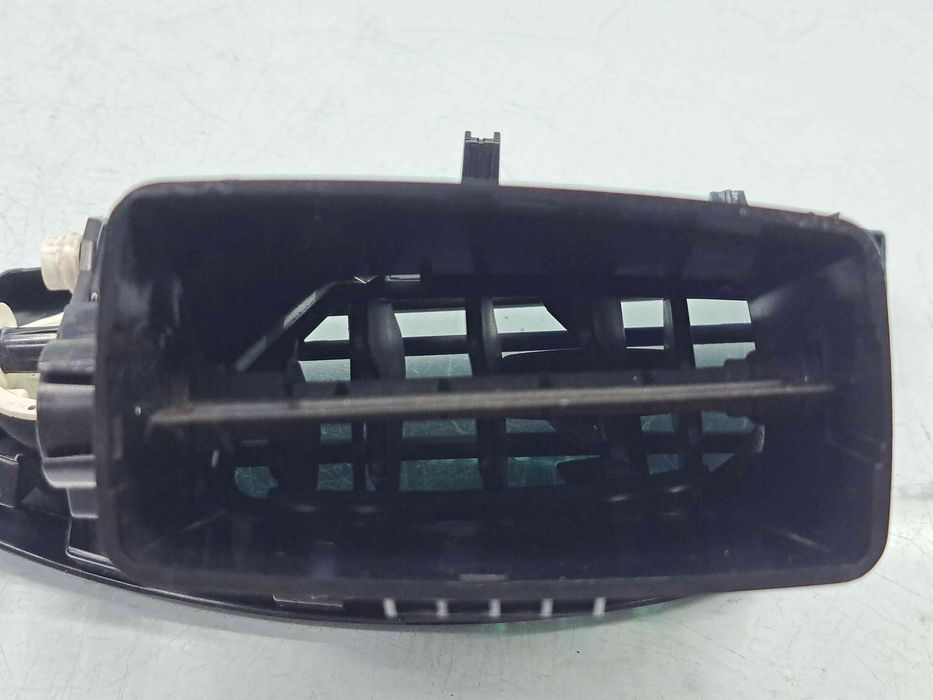 Grila aerisire stanga Renault Scenic 3 (J95) Facelift [Fabr 2009-2015