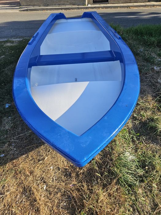 Vand barca de fibra 4,2 m