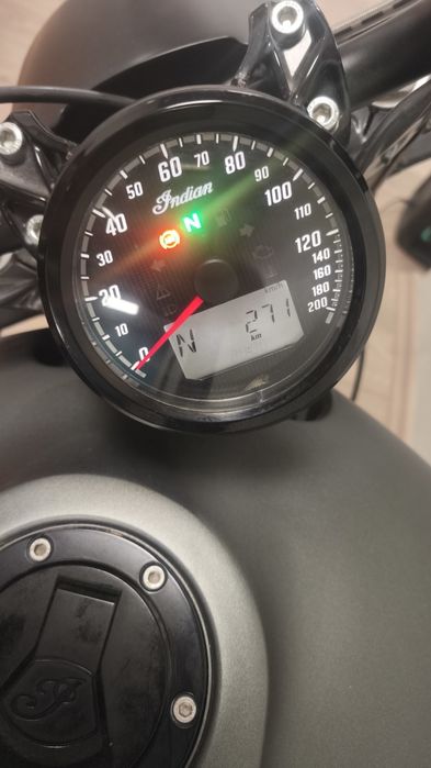Vând indian scout bobber 271 km de 1200