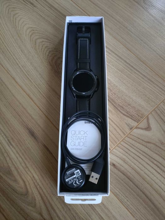 Samsung Galaxy Watch3 LTE 45 мм, черен