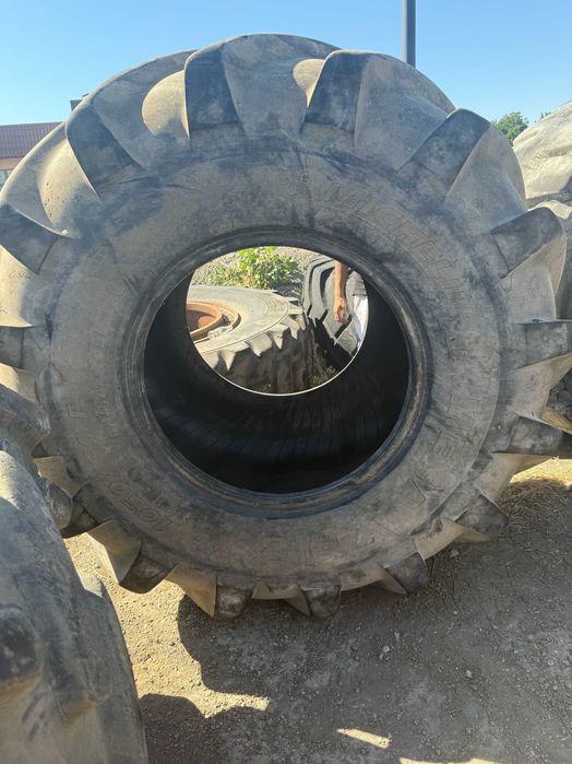 ANVELOPE 26.5-25 650/65R42  1050/50R32