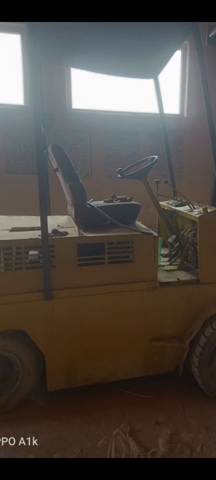 Кара погрузчик продается.