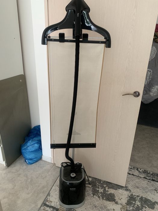 Продам отпариватель Tefal