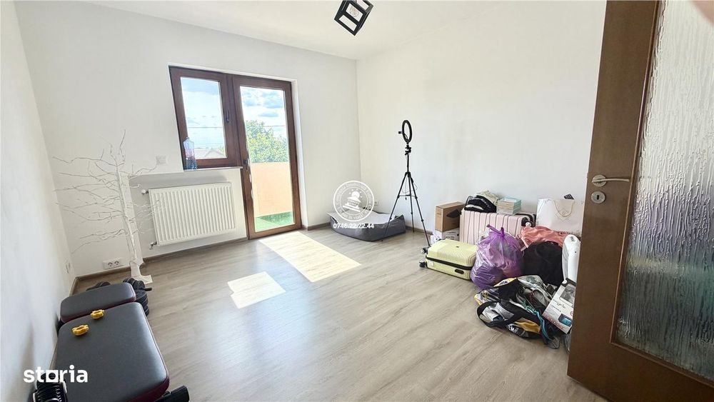 Vilă tip Duplex Generoasă în Popricani • 180 mp Utili •