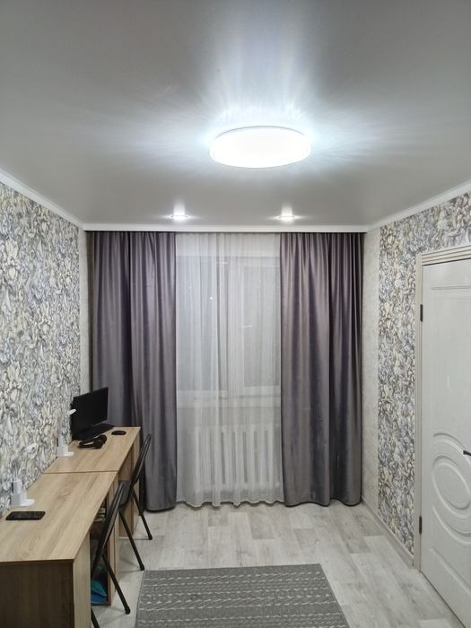 Продам 2 х ком квартиру.