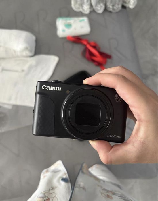 Canon PowerShot SX740 HS
