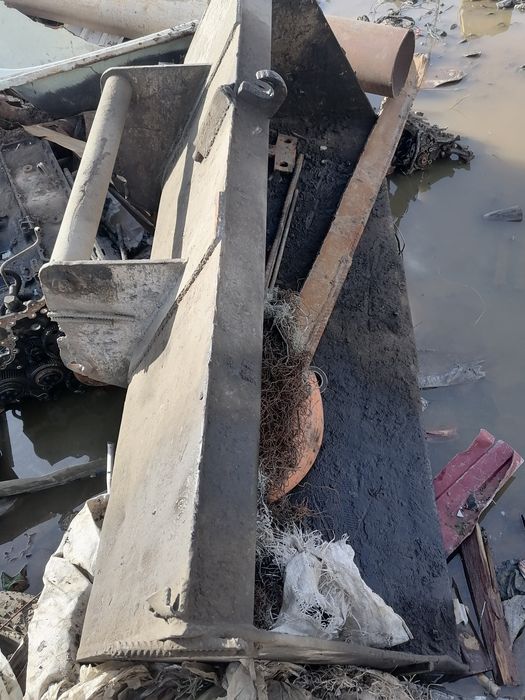 Лопата от трактора