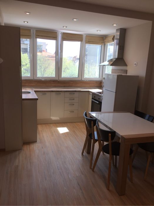 Дава се под наем Тристаен апартамент в Пловдив, Каменица 1 - 75 кв.м за 630 € - Снимка #1