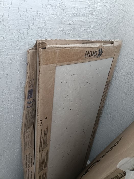 Отдам даром 7 плит Керамогранит, все сразу.