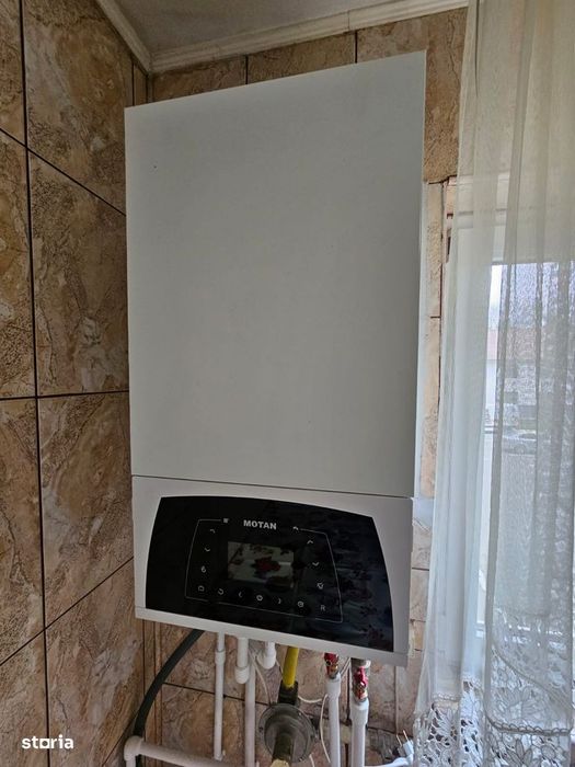 Apartament cu 2 camere de închiriat în Curtea de Argeș.