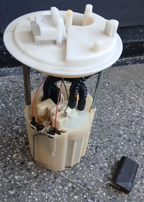 Бензинова помпа Fiat Bravo 2 Stilo Фиат Браво Стило Bosch