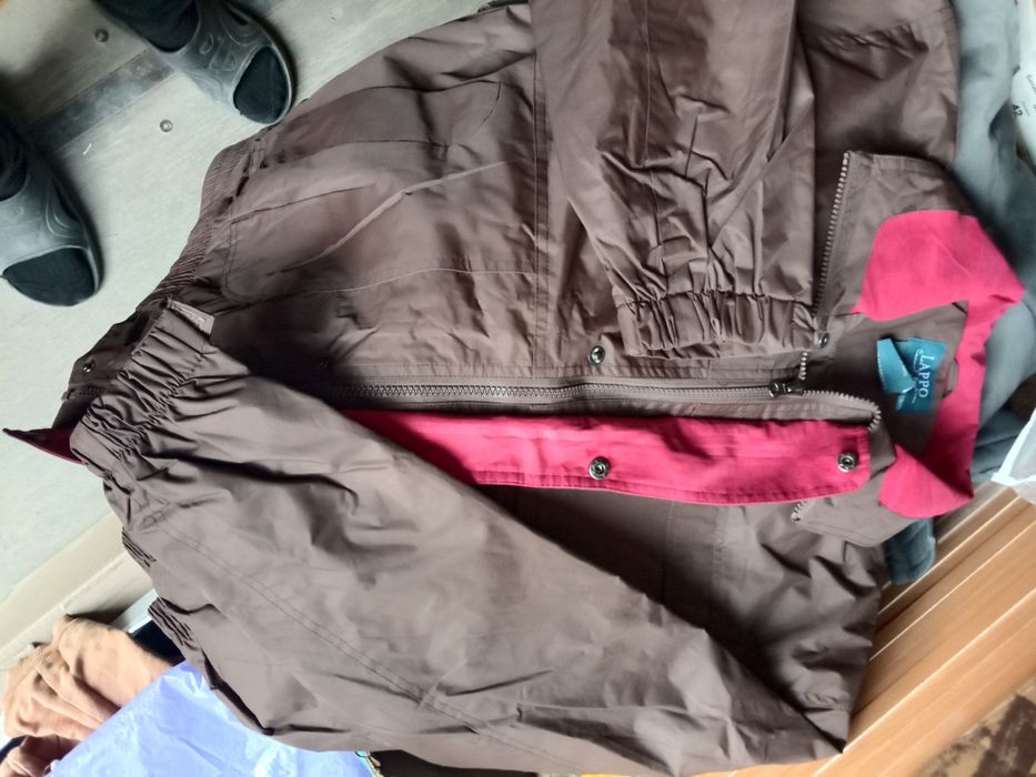 Куртки зимние р.40-42-44