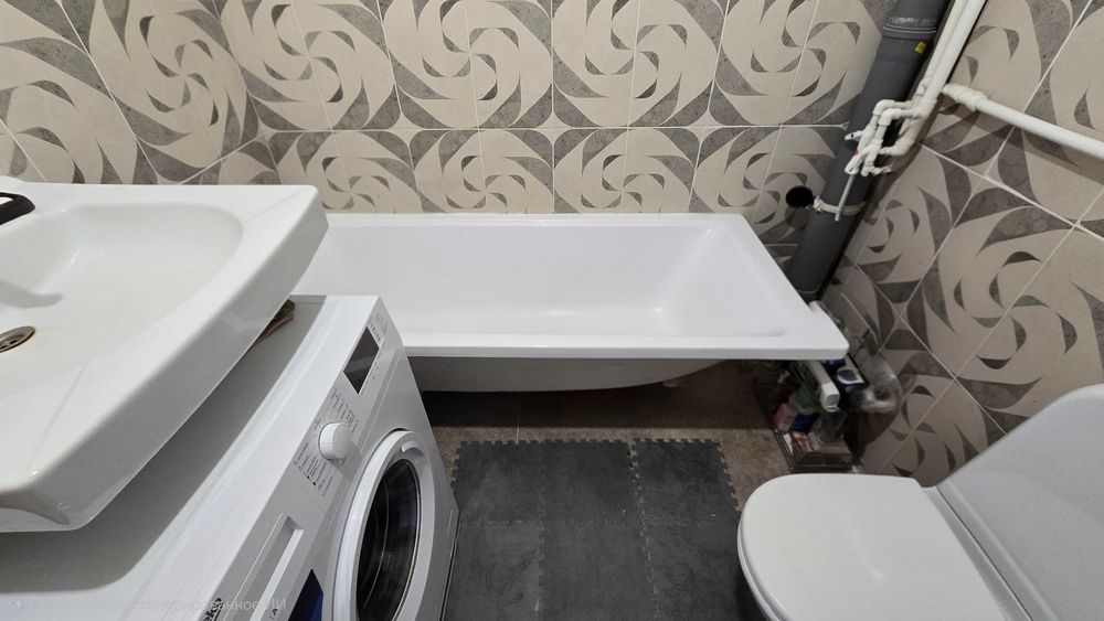 На батыс 1 ка 15млн 5 эт из 6