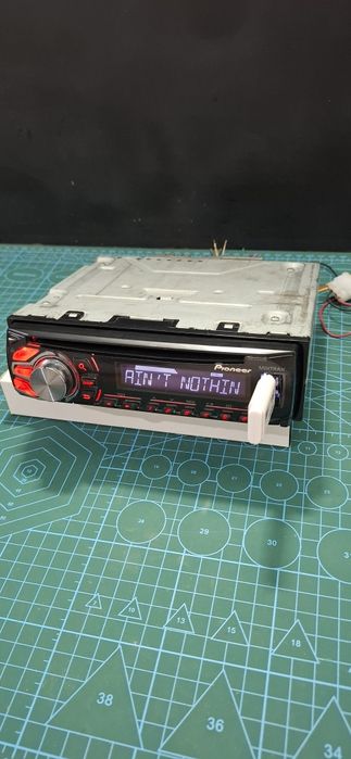 Pioneer DEH X 1650UB ariginal