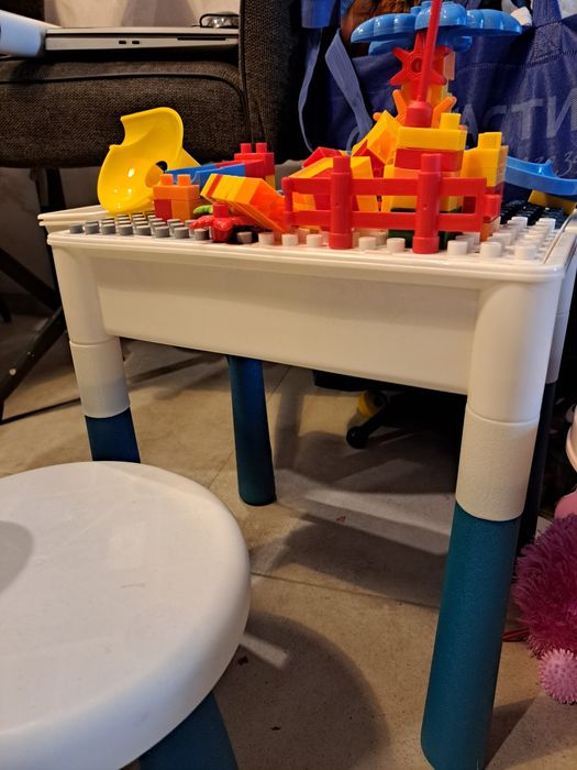 Детска обучителна маса