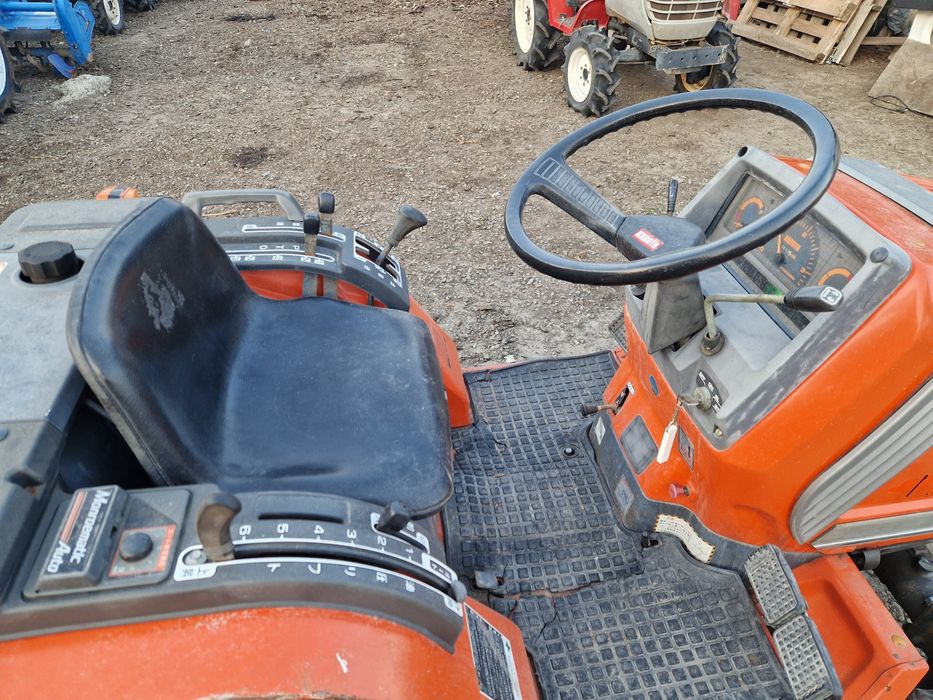 Tractor Kubota Aste 17 cp cu freză