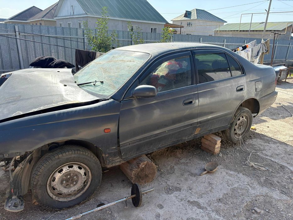 Toyota Corona 1994 года