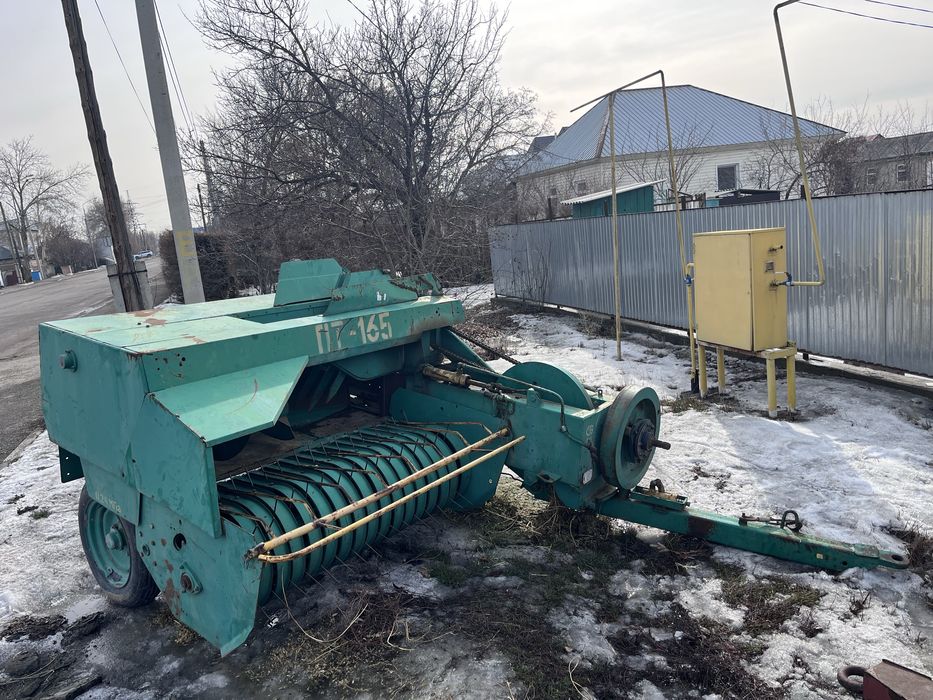 Пресс подборщик тюковой ПТ-165