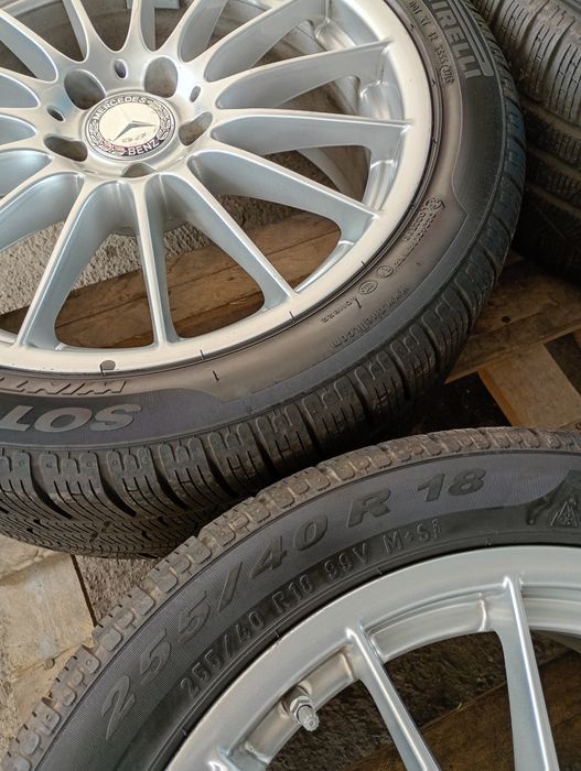 Топ състояние 4бр 255/40/18 Pirelli dot3715