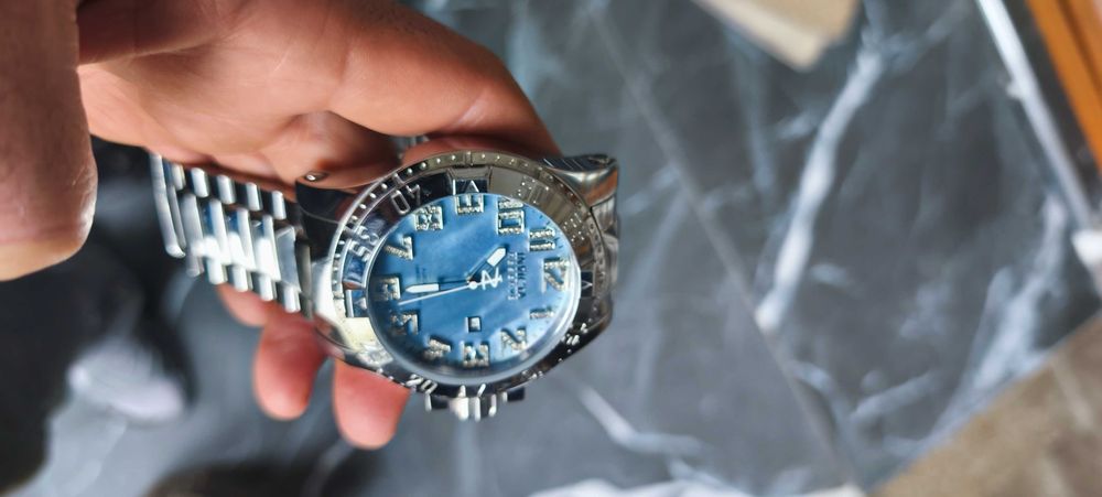 Автоматик Швейцарски часовник Инвикта Invicta диаманти цифри diamonds