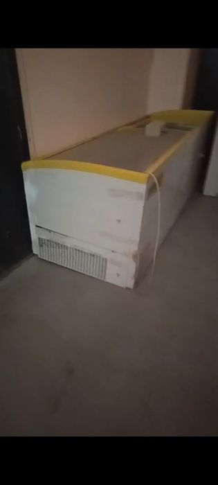 Отдам даром морозильник