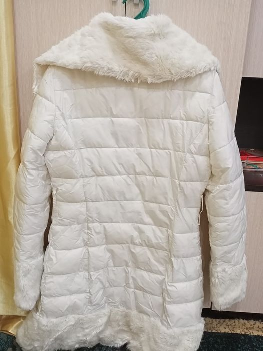 Продам классные куртки. Цены от 2500 и выше.