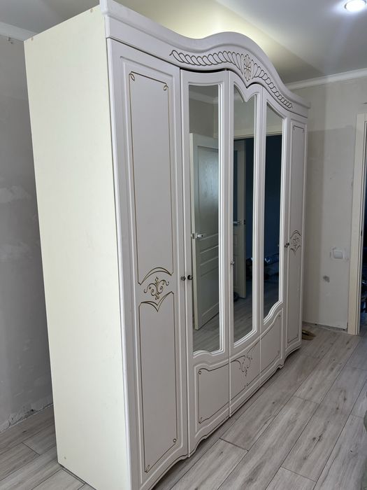 Срочно продам 5 дверный шкаф, мдф
