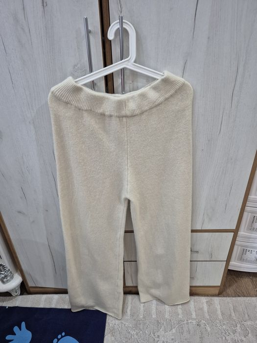 Костюм бежевый шерстяной