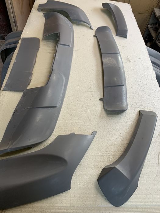 Бмв X-5 e 70 накладки на бампер