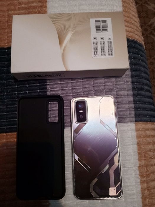 Новый телефон продам