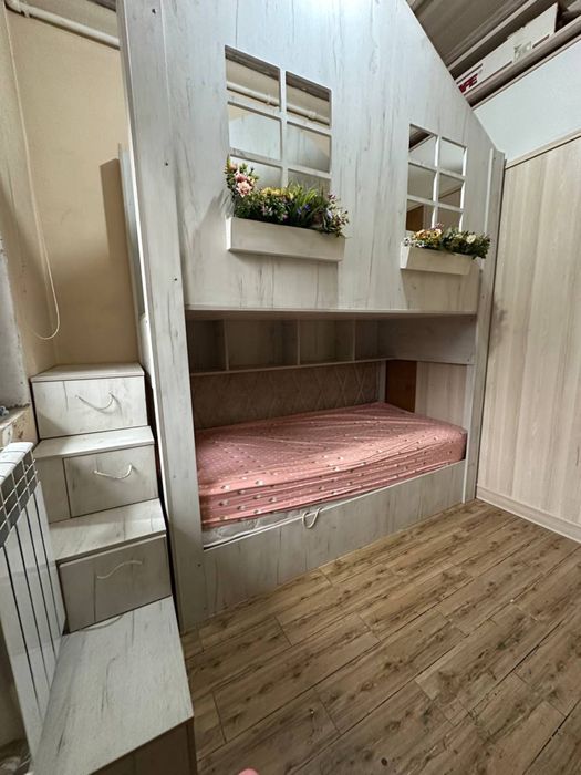 двухэтажная кровать для девочек