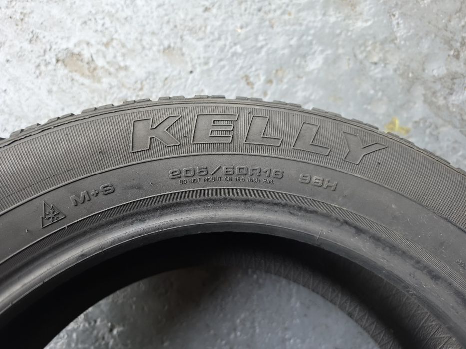 205 60 16 m+s kelly