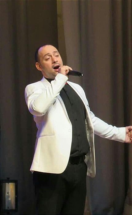 Вокалист на мероприятия