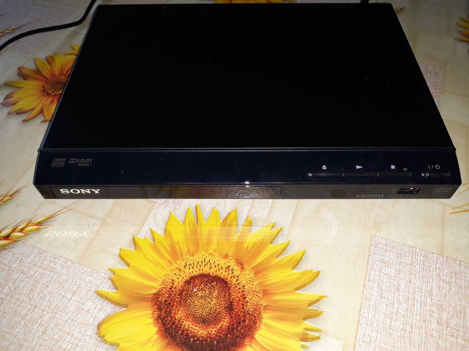 DVD ПЛЕЪР SONY DVP-SR760 -  ново, с гаранция