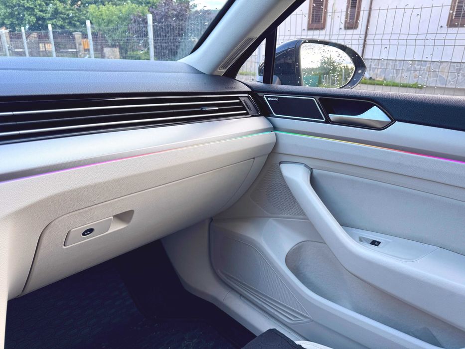 VW Passat B8 VARIANT 2.0 TDI 150 CP DSG