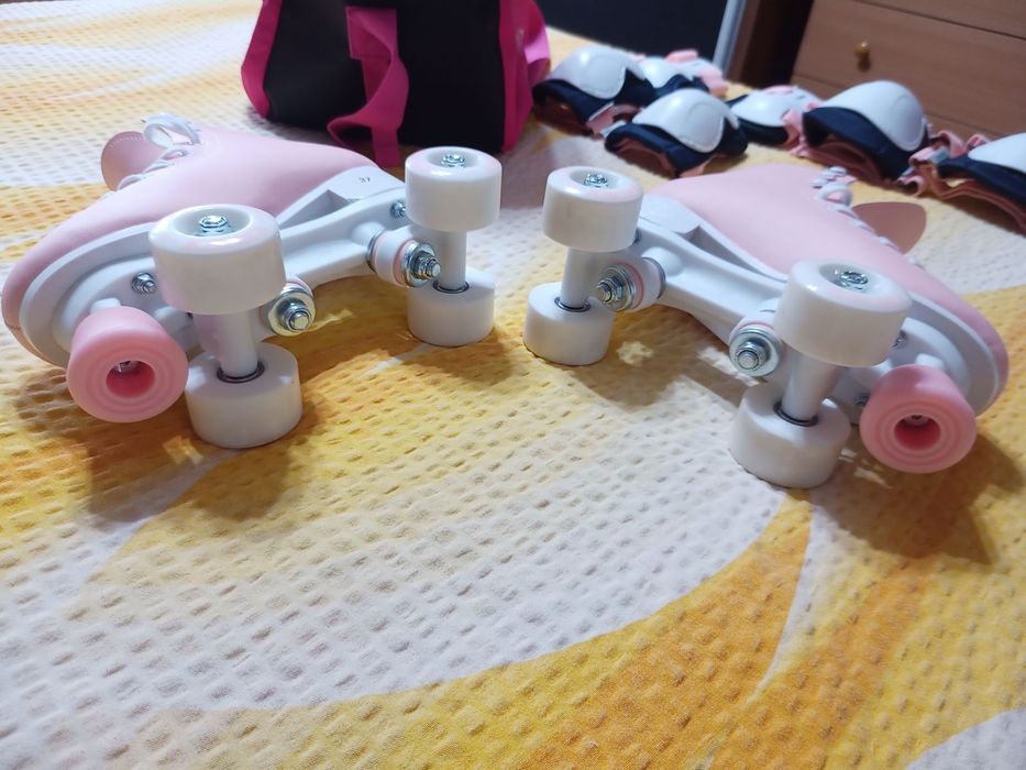 Кънки комплект с каска и протектори