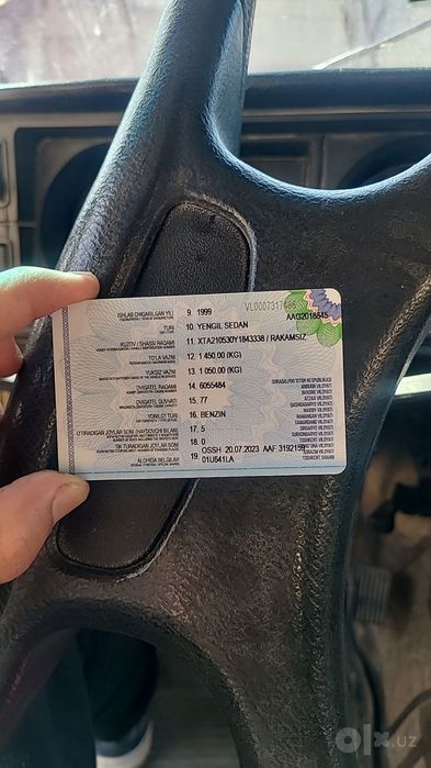 juguli vaz2105  lada 1999yil 07 mator  abmenam  bor matizga