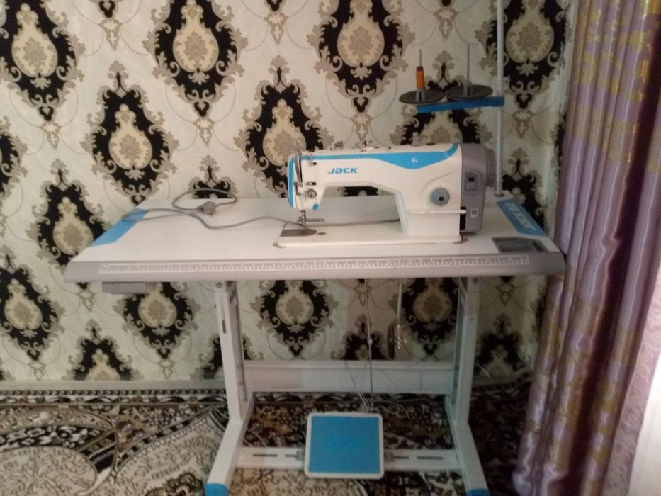 Тикув машинка Jack сотилади