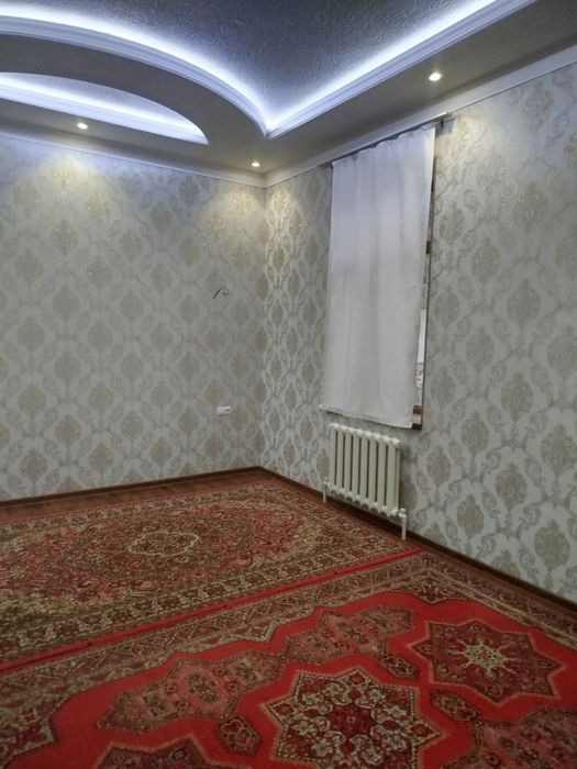 3,15 sotix 6xona  ona bola bolnitsiya lakatsiya juda zor tinch mahalla