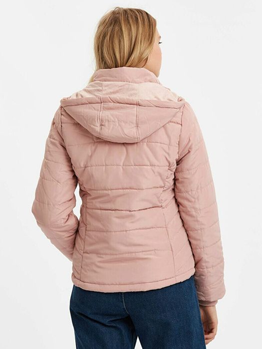 Продам куртку 52 размера