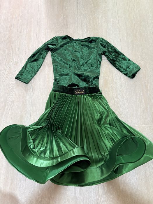 Рейтинговые платья для бальных танцев