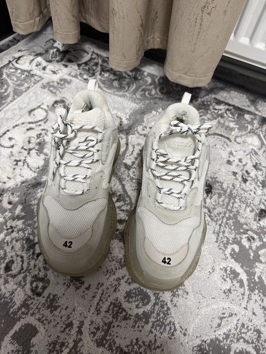 Balenciaga triple s