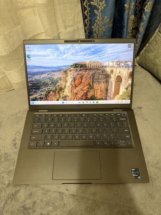 Срочно ! Dell carbon core i7 IT trading dasturlash ofis bugalteriya