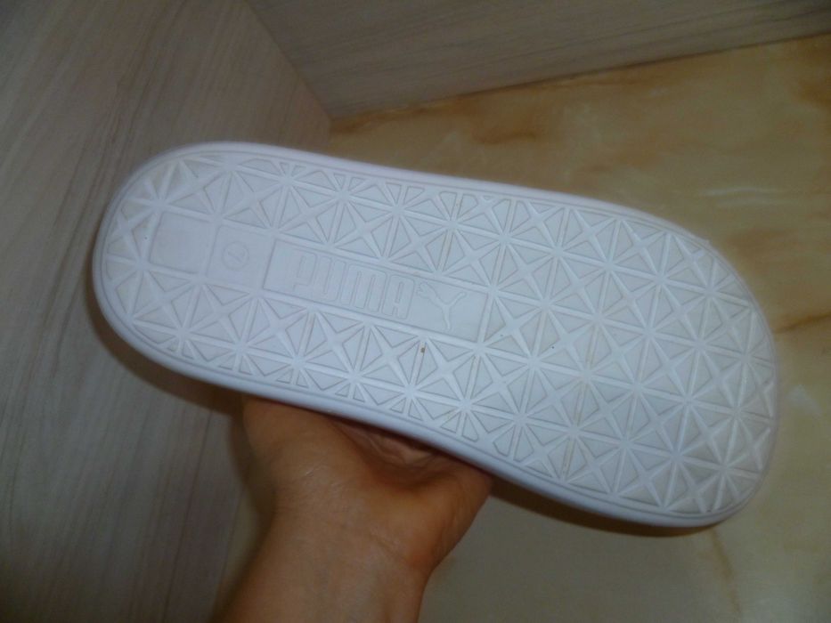 PUMA чехли №40..