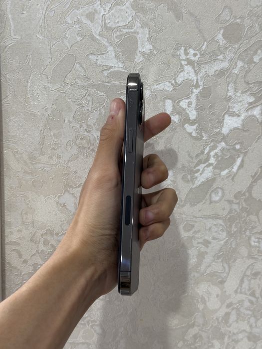 Продаю Iphone 12 pro max 256GB