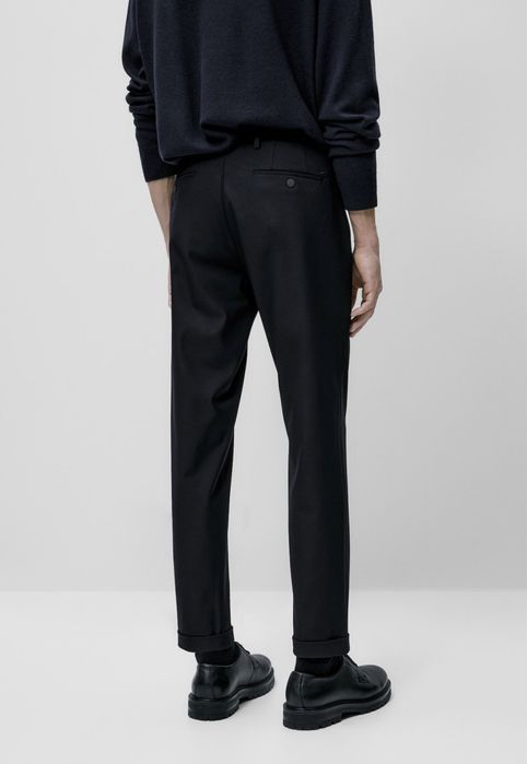 Pantaloni Massimo Dutti, conici