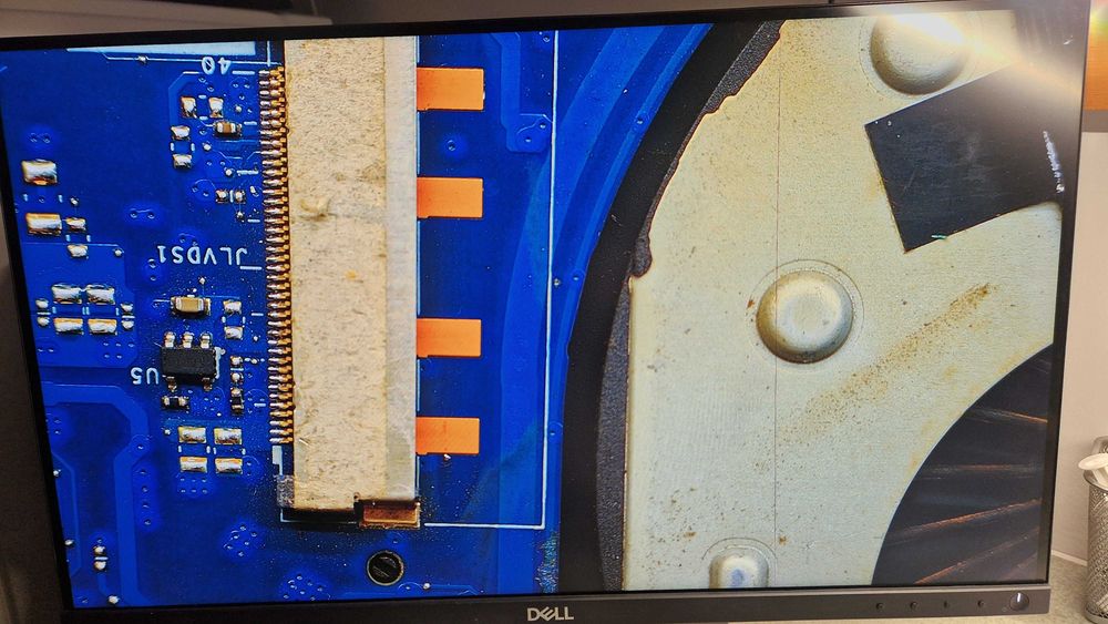 Monitor LED IPS Dell P2418D, 23.8", Rezoluție 2560 x 1440.