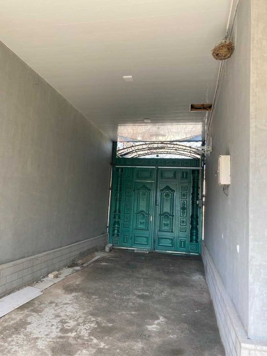 Продаётся готовый участок 6 соток, 4 комнаты. Ориентир Автостанция ТТЗ